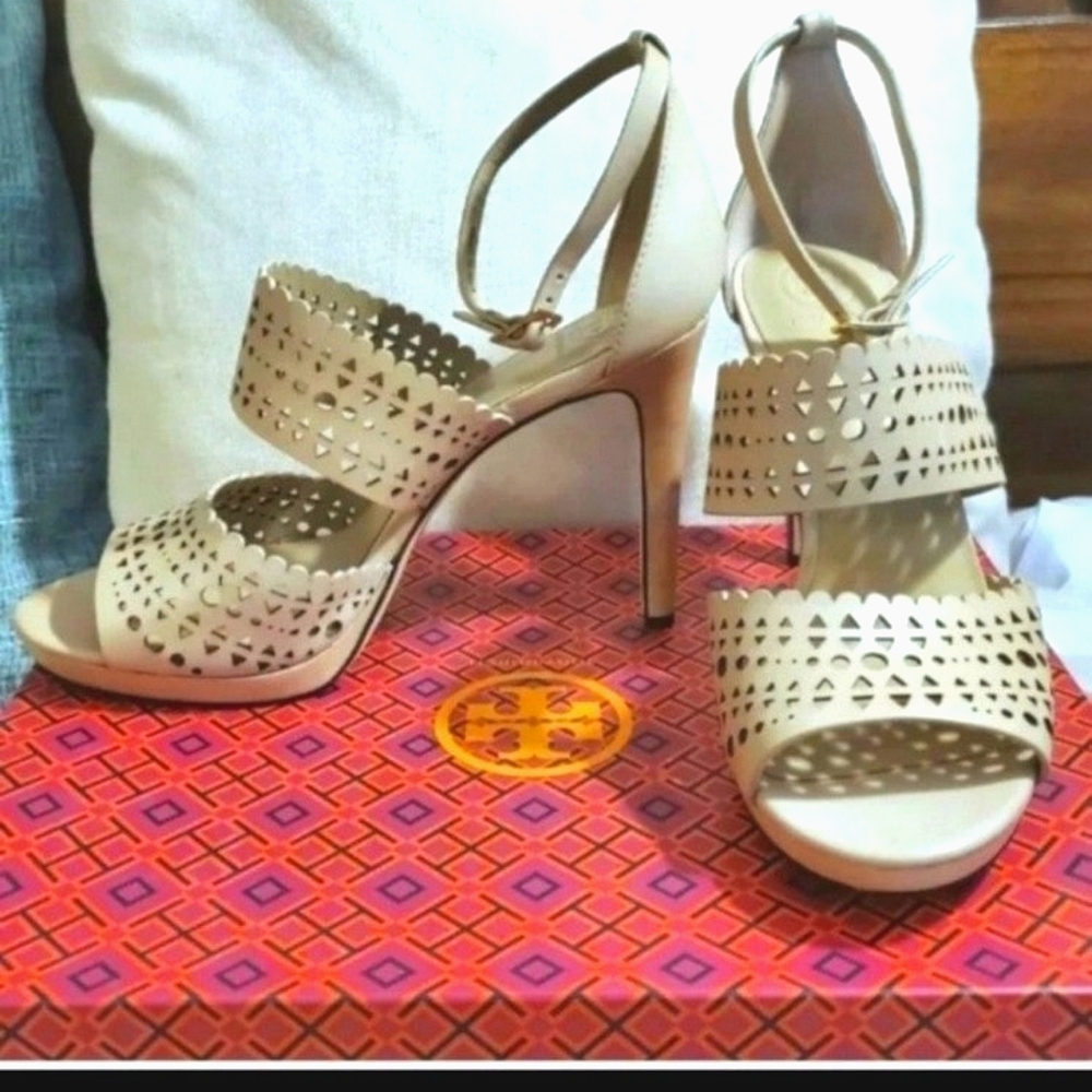 Tory Burch Laser Cut Sandal Heels - Picture 2 of 10